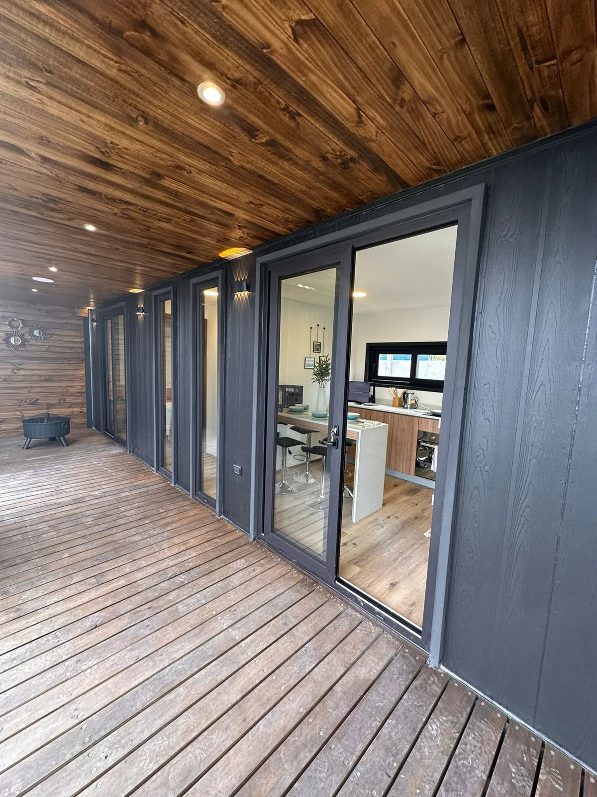 LINDO MÓDULO SURF BOX 30M²