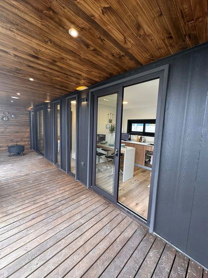 LINDO MÓDULO SURF BOX 30M²