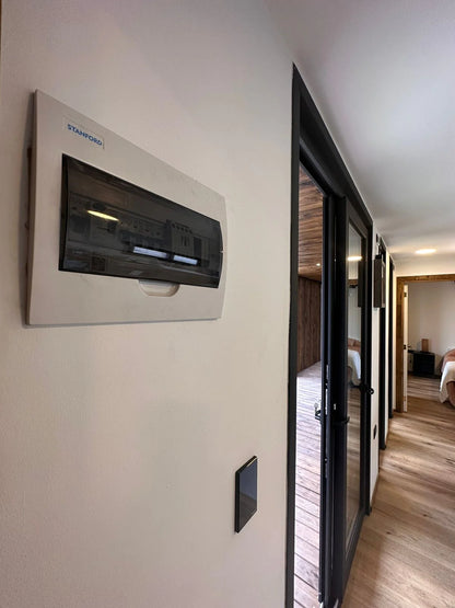 LINDO MÓDULO SURF BOX 30M²